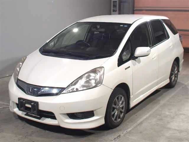 3023 Honda Fit shuttle GP2 2013 г. (JU Tochigi)